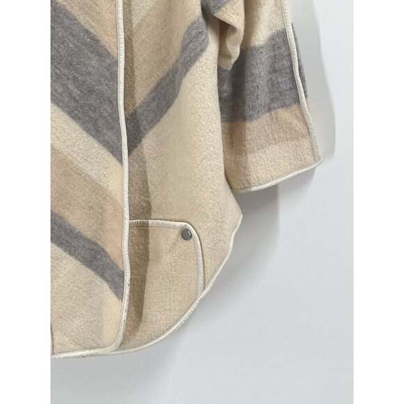 Chicos Yarn Dye Boiled Wool Jacket Ivory Neutral Classic Sz 0 Sz XS - Picture 2 of 9